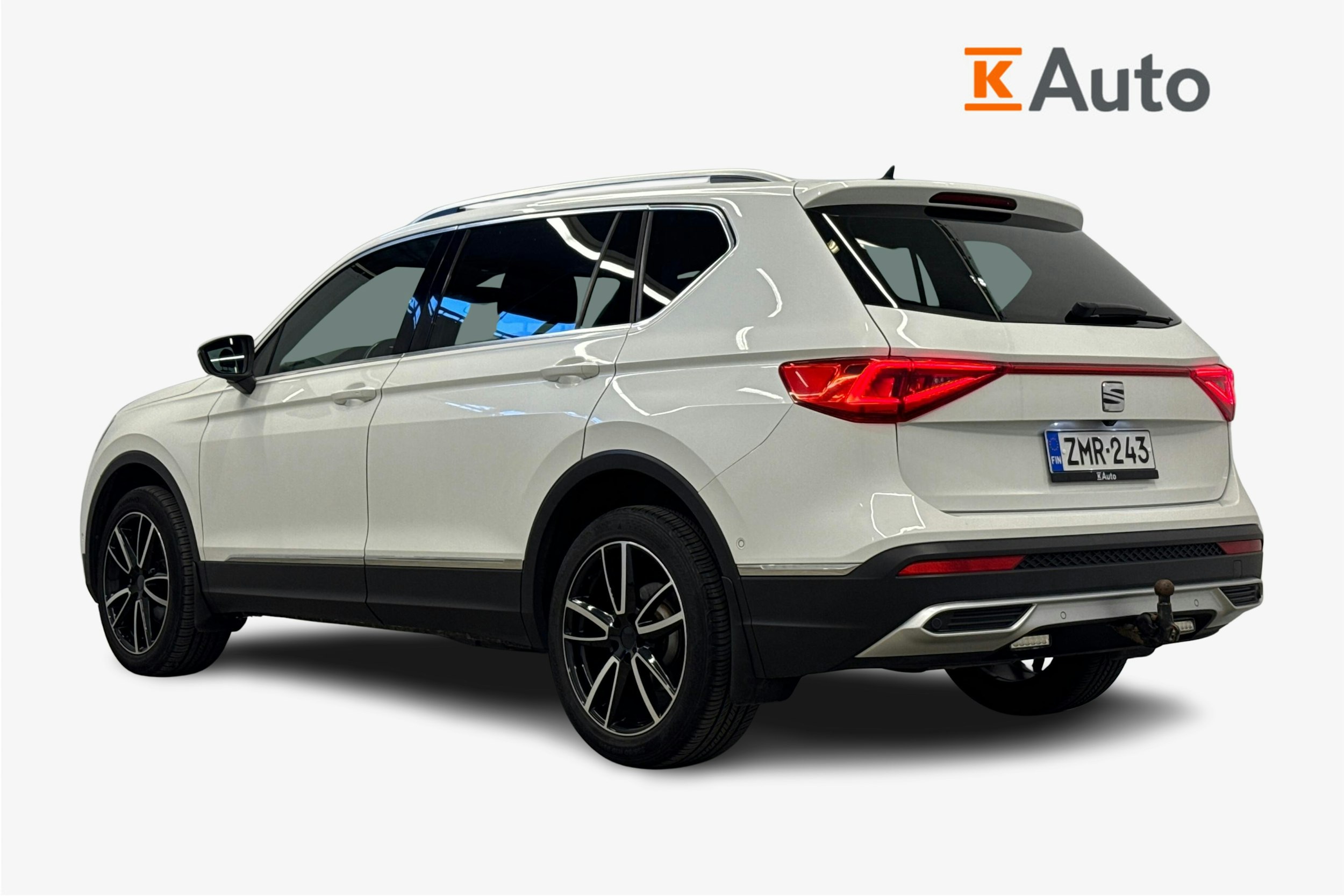 met. valkoinen SEAT Tarraco 2019 kuva 2.