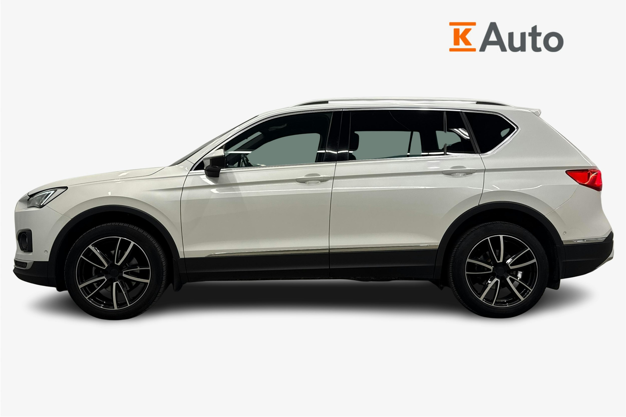 met. valkoinen SEAT Tarraco 2019 kuva 6.