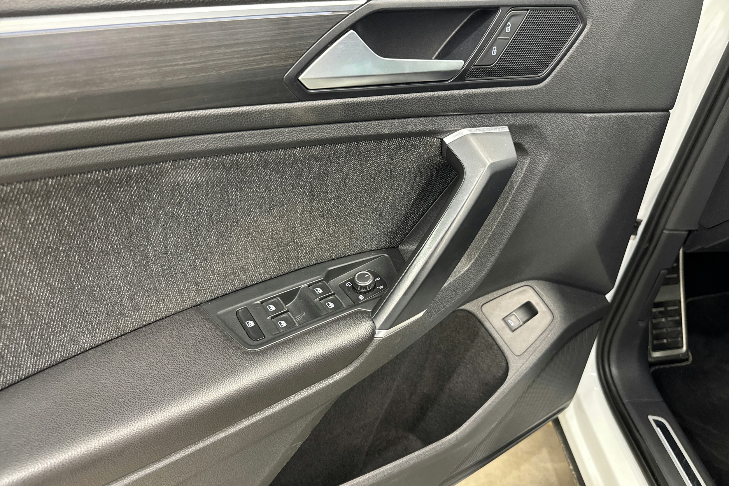 met. valkoinen SEAT Tarraco 2019 kuva 19.