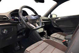 sininen SEAT Tarraco 2021 kuva 6.
