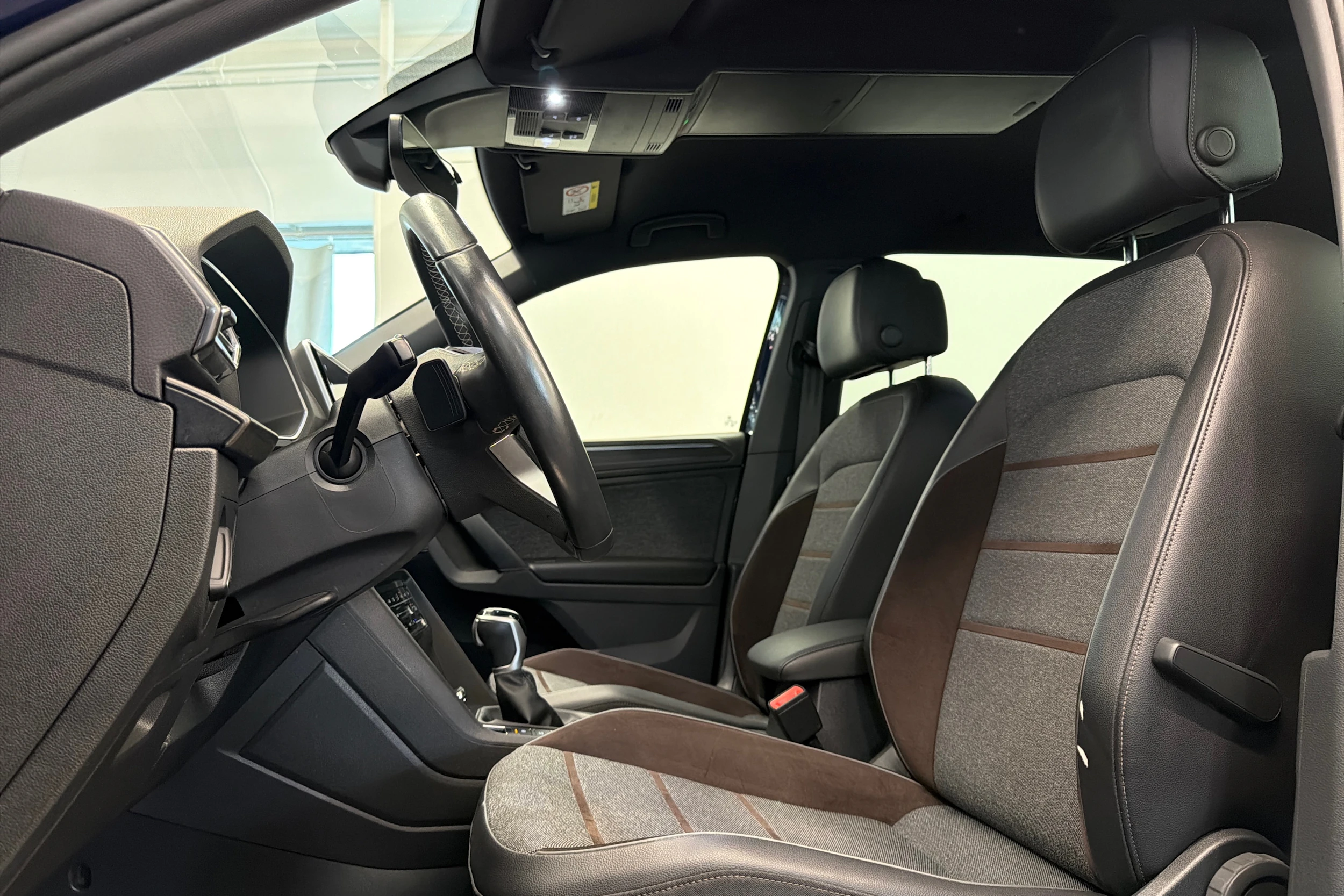 sininen SEAT Tarraco 2021 kuva 15.