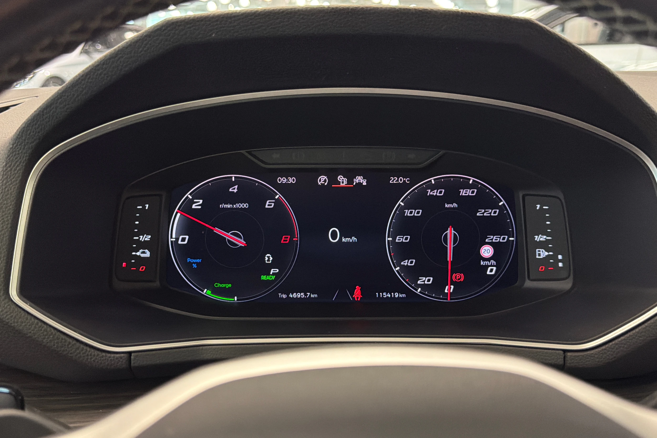 sininen SEAT Tarraco 2021 kuva 19.
