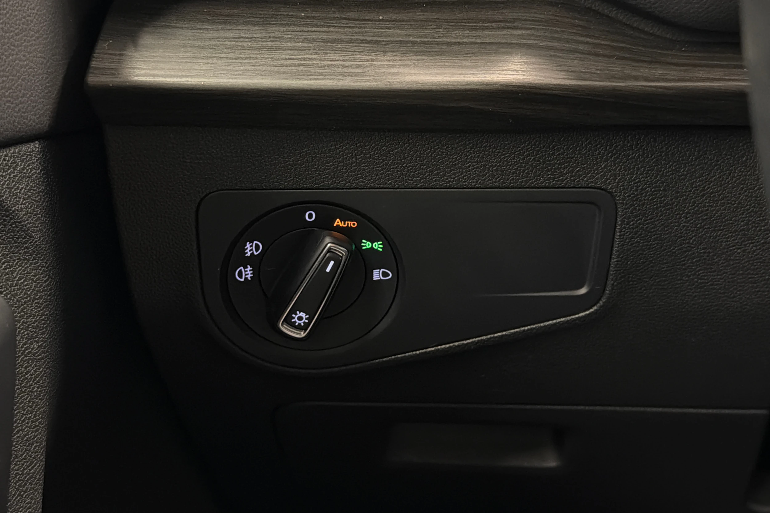 sininen SEAT Tarraco 2021 kuva 20.