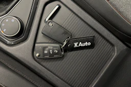sininen SEAT Tarraco 2021 kuva 32.