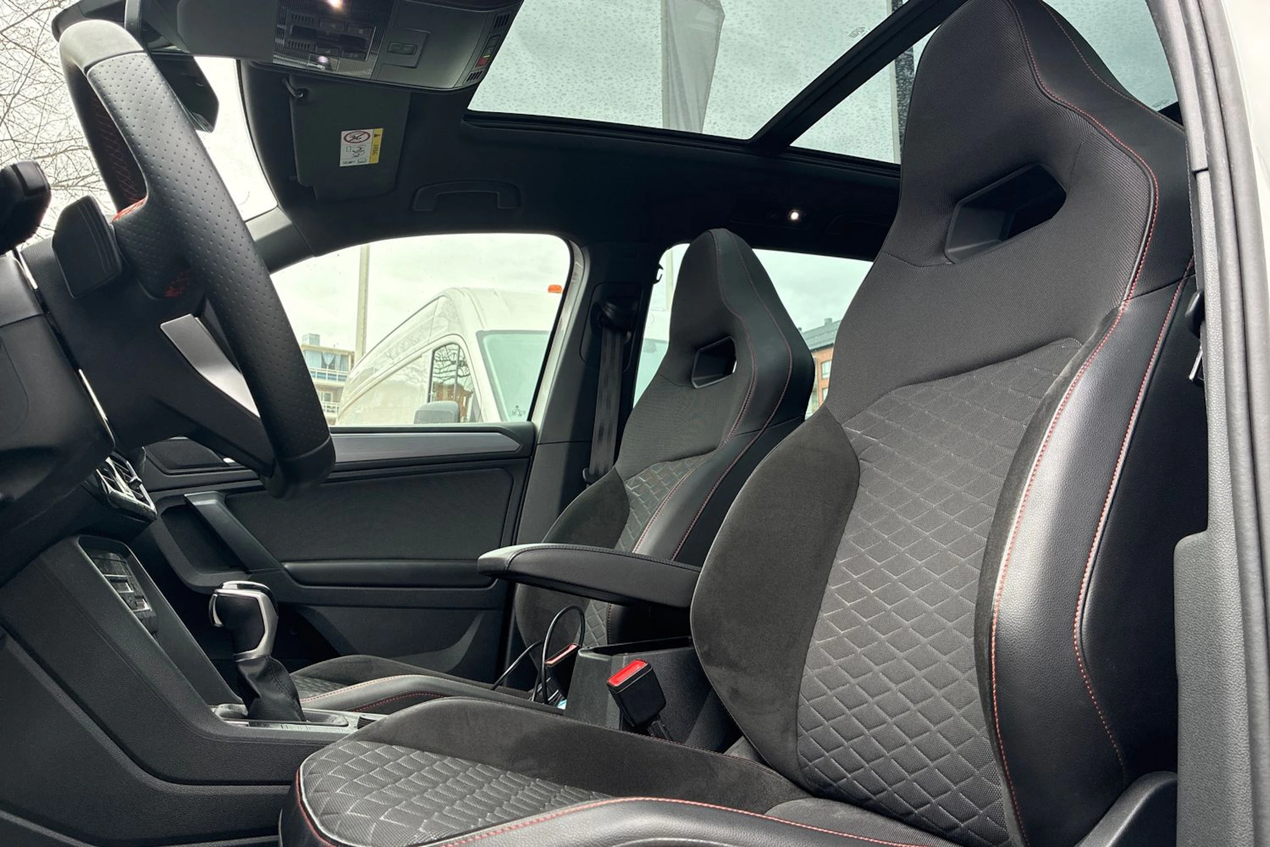 valkoinen SEAT Tarraco 2021 kuva 4.