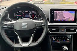 valkoinen SEAT Tarraco 2021 kuva 6.