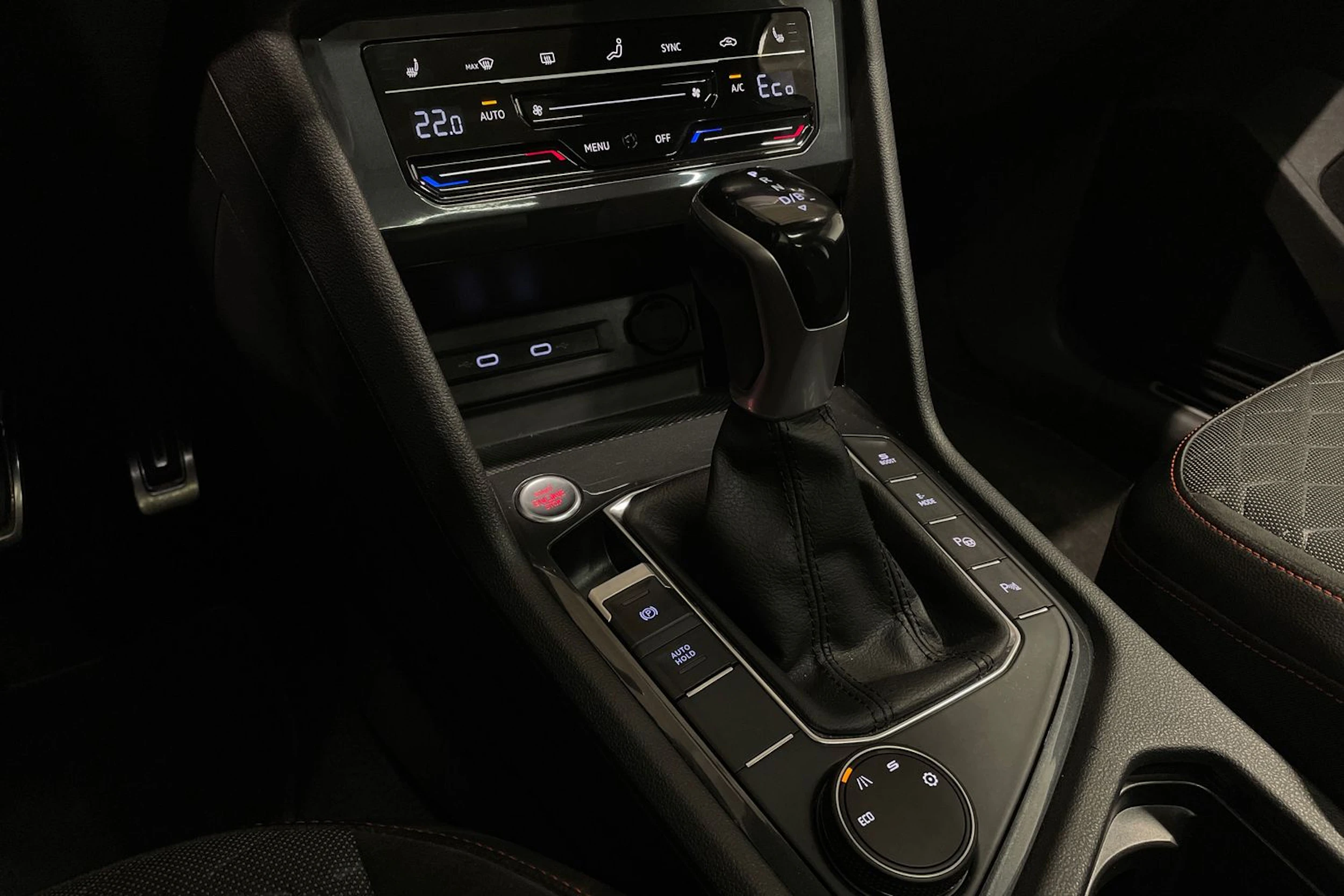 valkoinen SEAT Tarraco 2021 kuva 22.