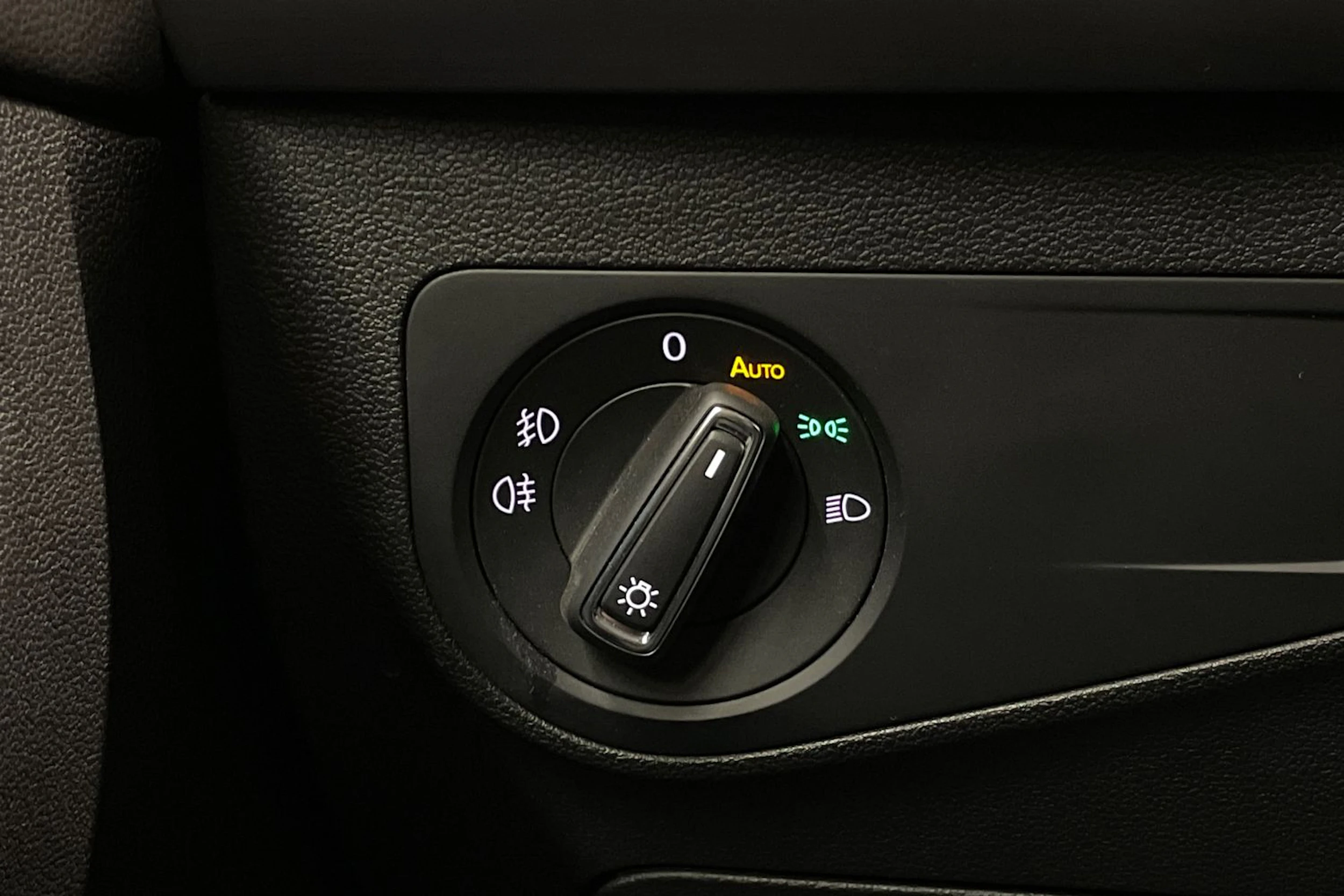 valkoinen SEAT Tarraco 2021 kuva 23.
