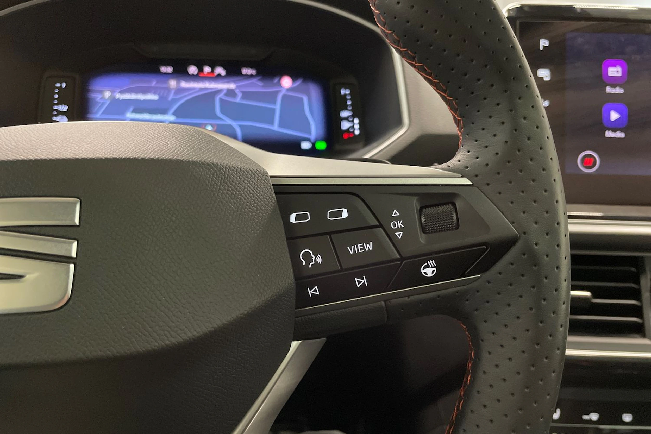 valkoinen SEAT Tarraco 2021 kuva 25.