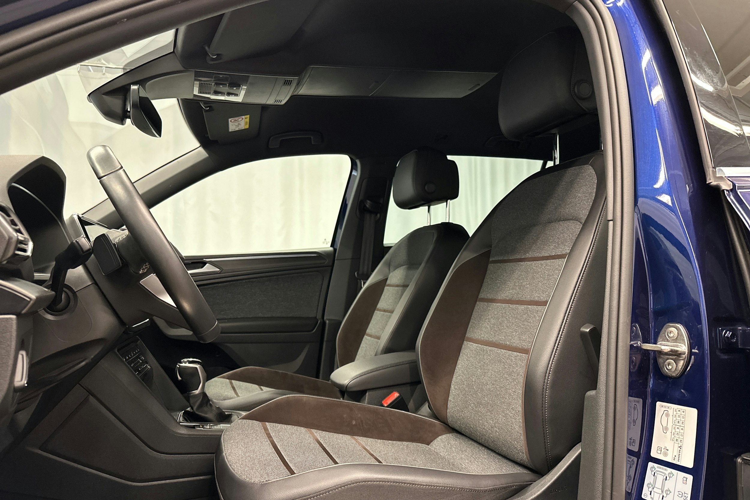sininen SEAT Tarraco 2021 kuva 15.