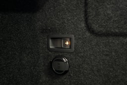 sininen SEAT Tarraco 2021 kuva 16.