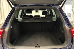 sininen SEAT Tarraco 2021 kuva 18.