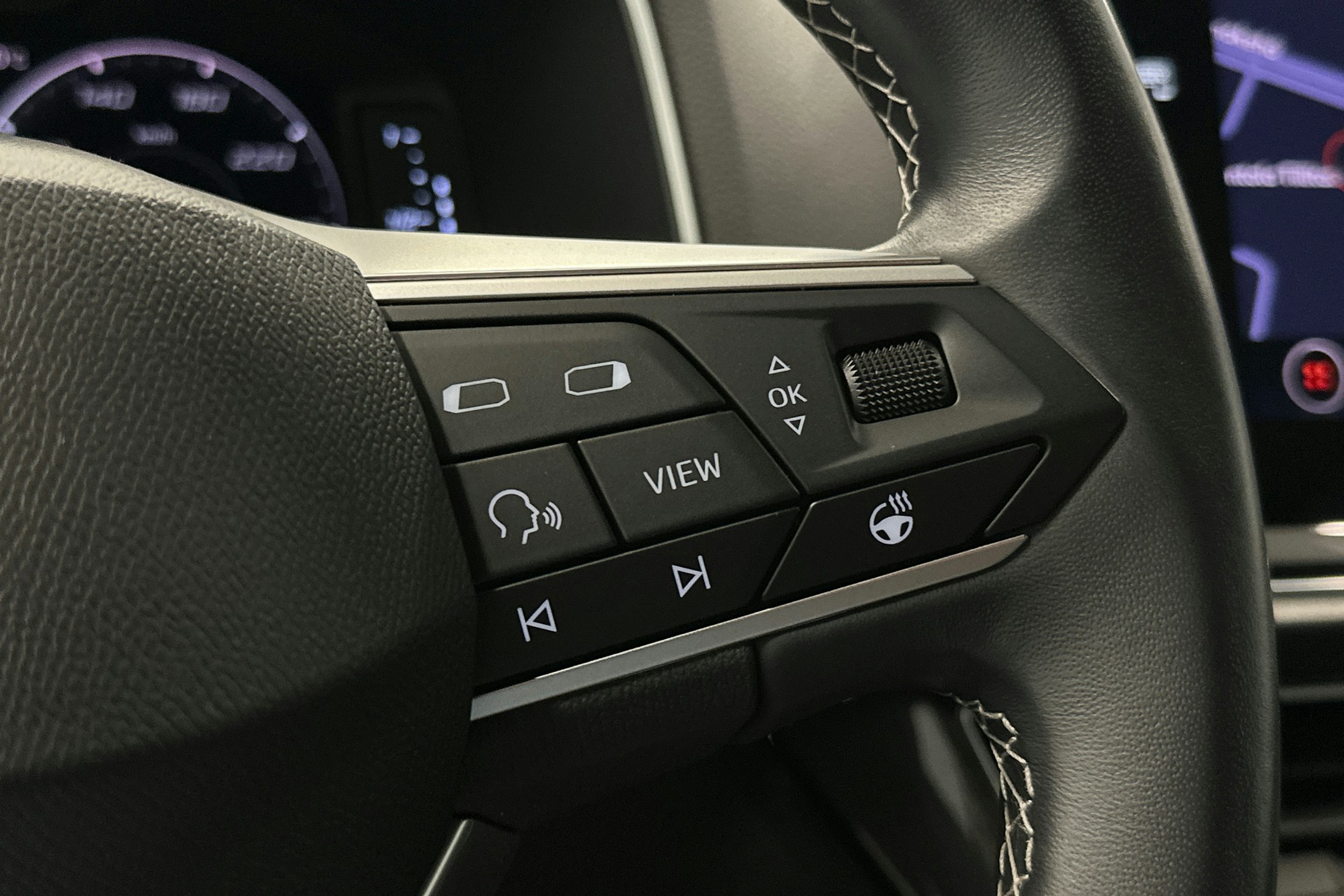 sininen SEAT Tarraco 2021 kuva 22.