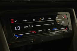 sininen SEAT Tarraco 2021 kuva 24.