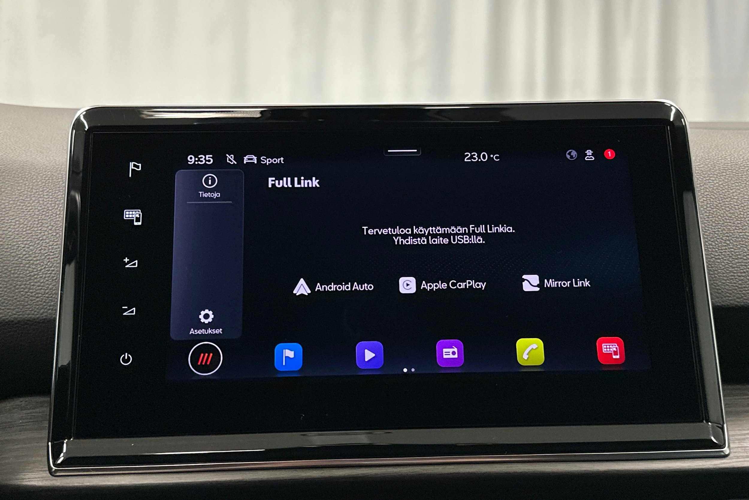 sininen SEAT Tarraco 2021 kuva 28.