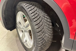 Punainen SEAT Tarraco 2021 kuva 13.