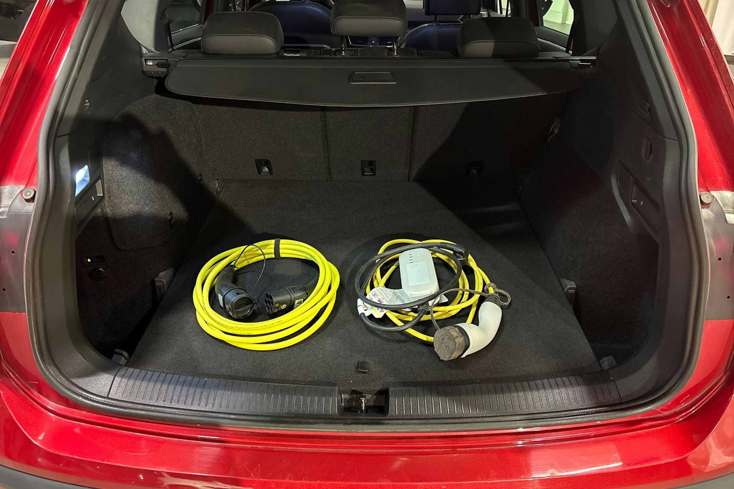 Punainen SEAT Tarraco 2021 kuva 18.