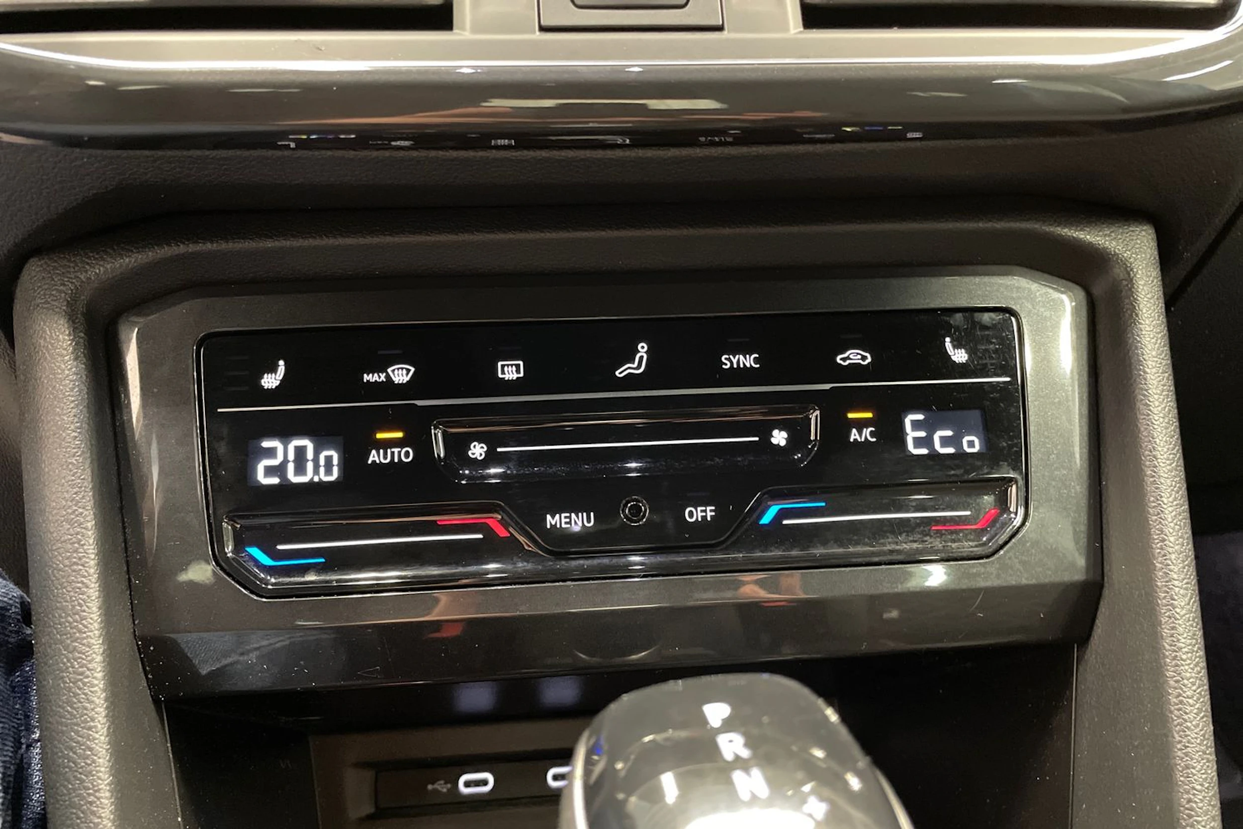 Vihreä SEAT Tarraco 2021 kuva 19.