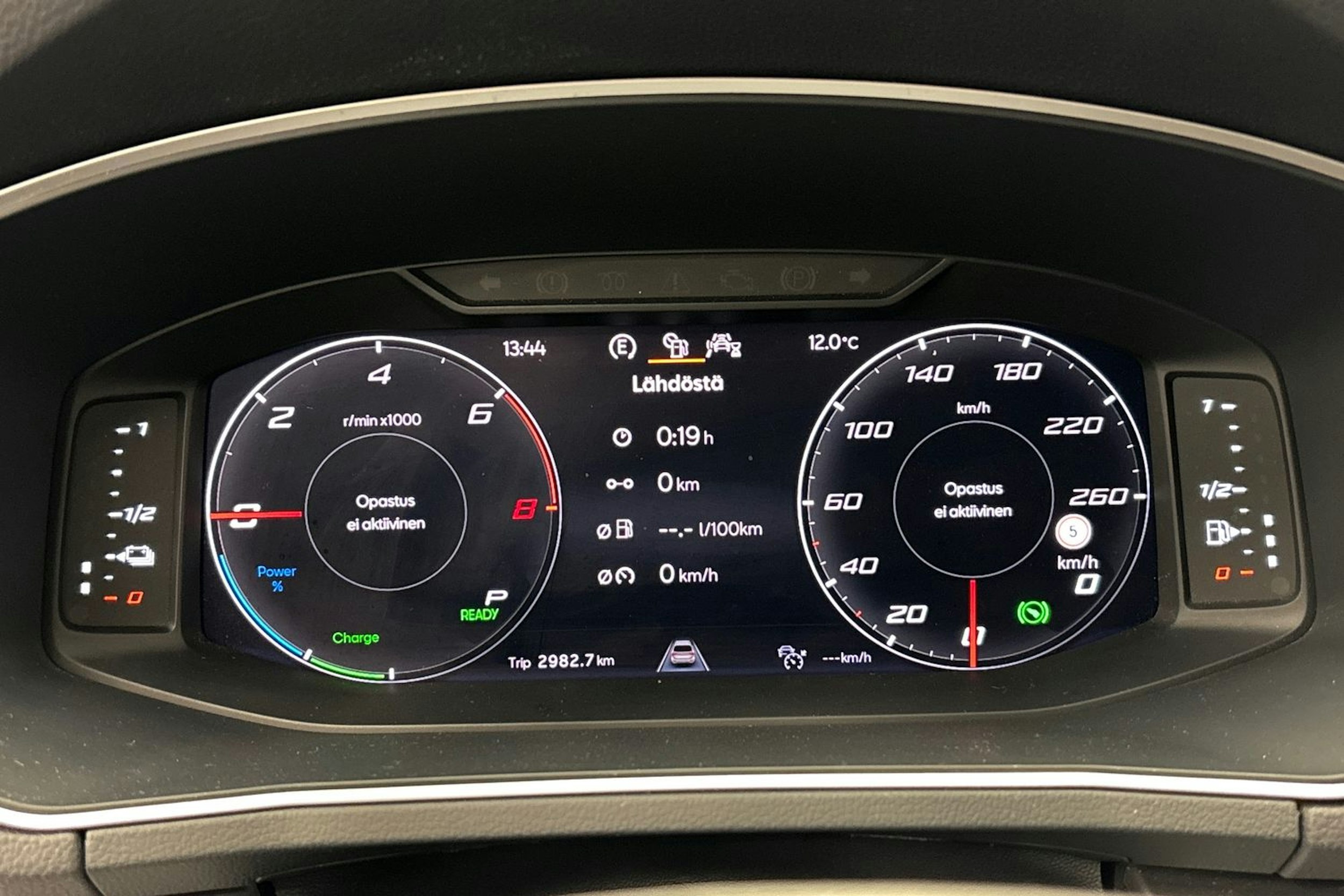 valkoinen SEAT Tarraco 2021 kuva 19.