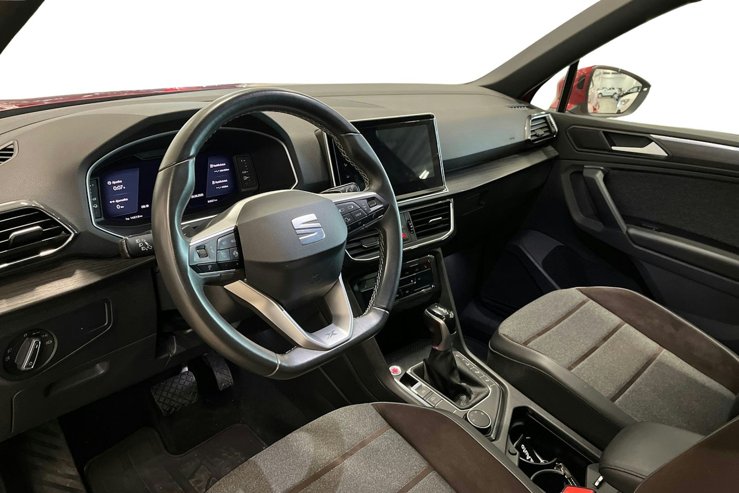 punainen SEAT Tarraco 2021 kuva 7.