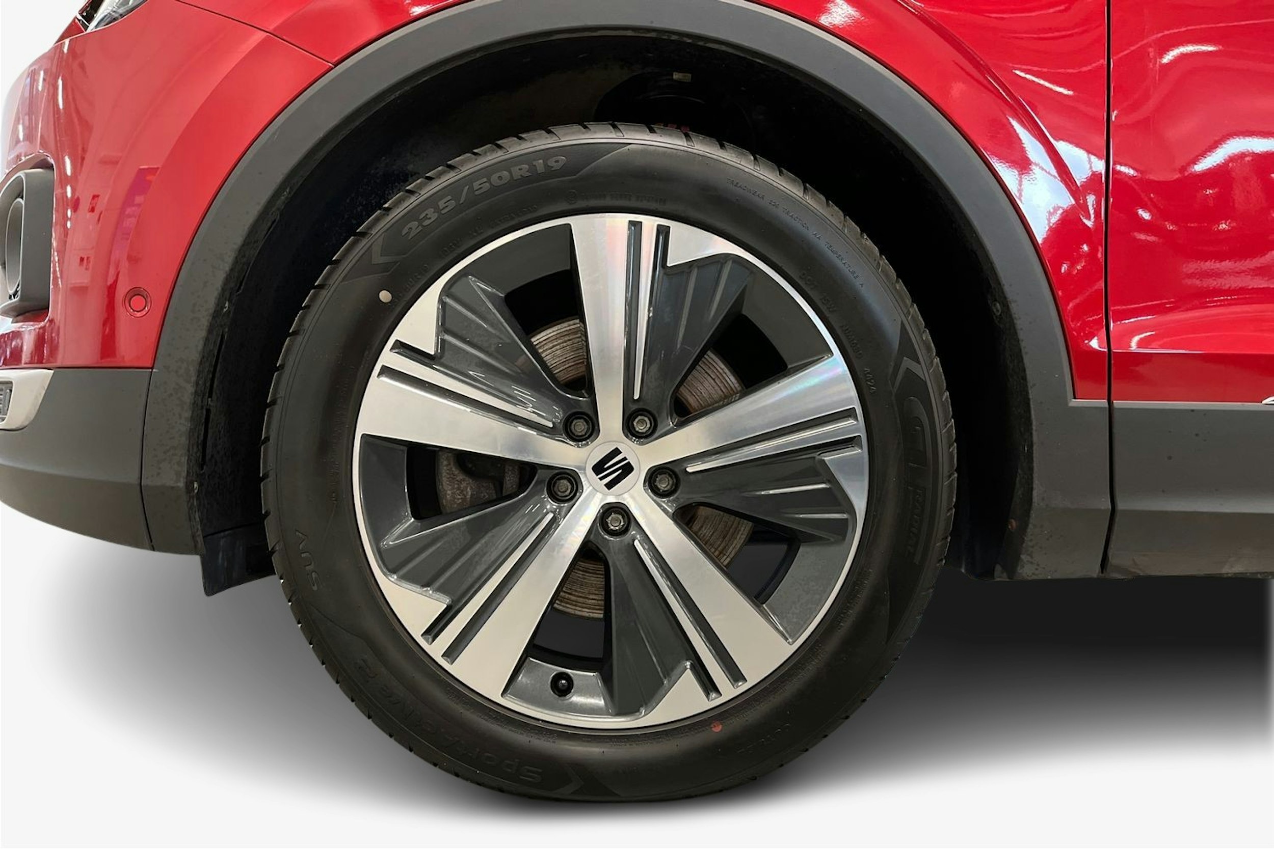 punainen SEAT Tarraco 2021 kuva 11.