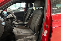 punainen SEAT Tarraco 2021 kuva 14.