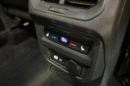 punainen SEAT Tarraco 2021 kuva 17.