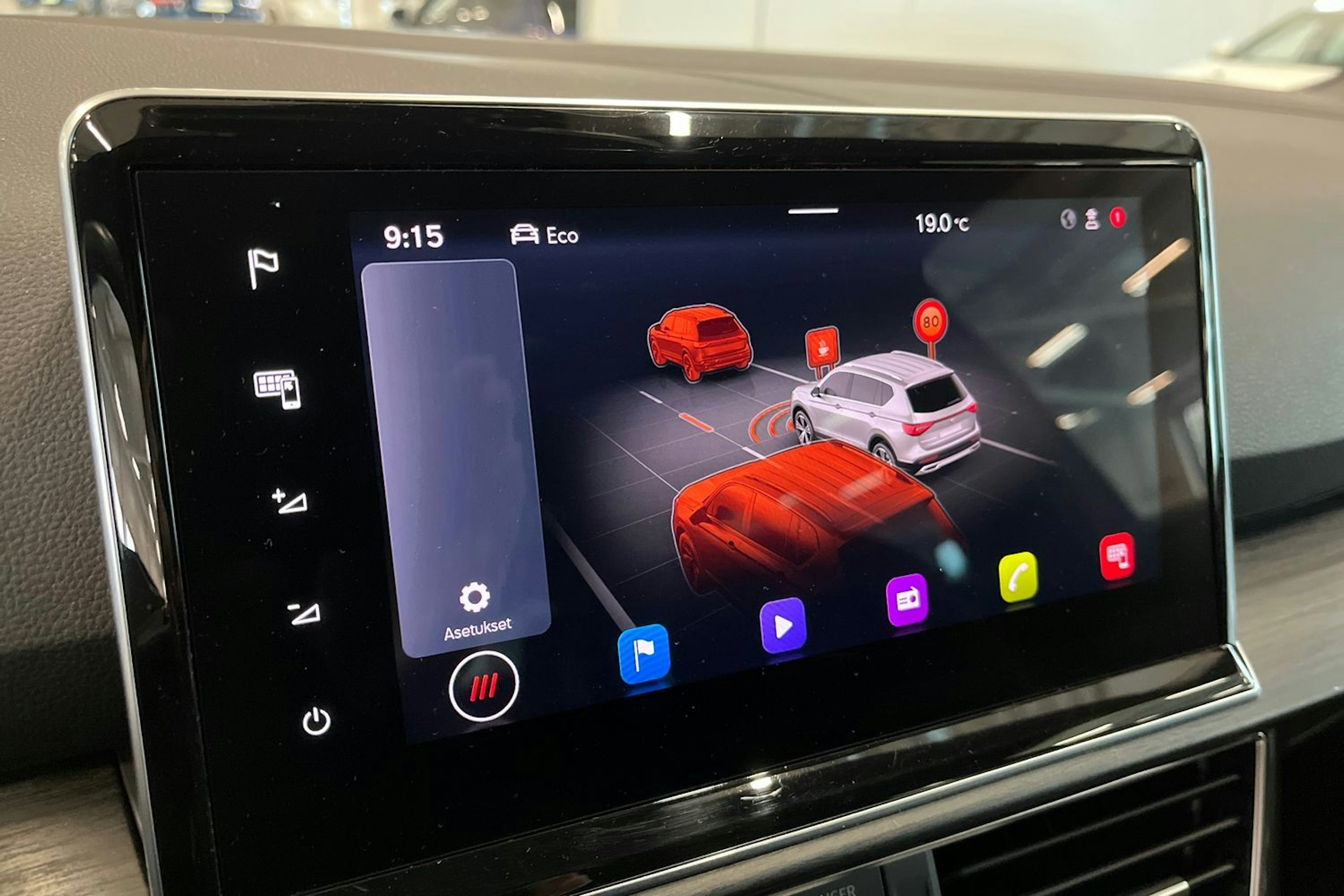 punainen SEAT Tarraco 2021 kuva 21.