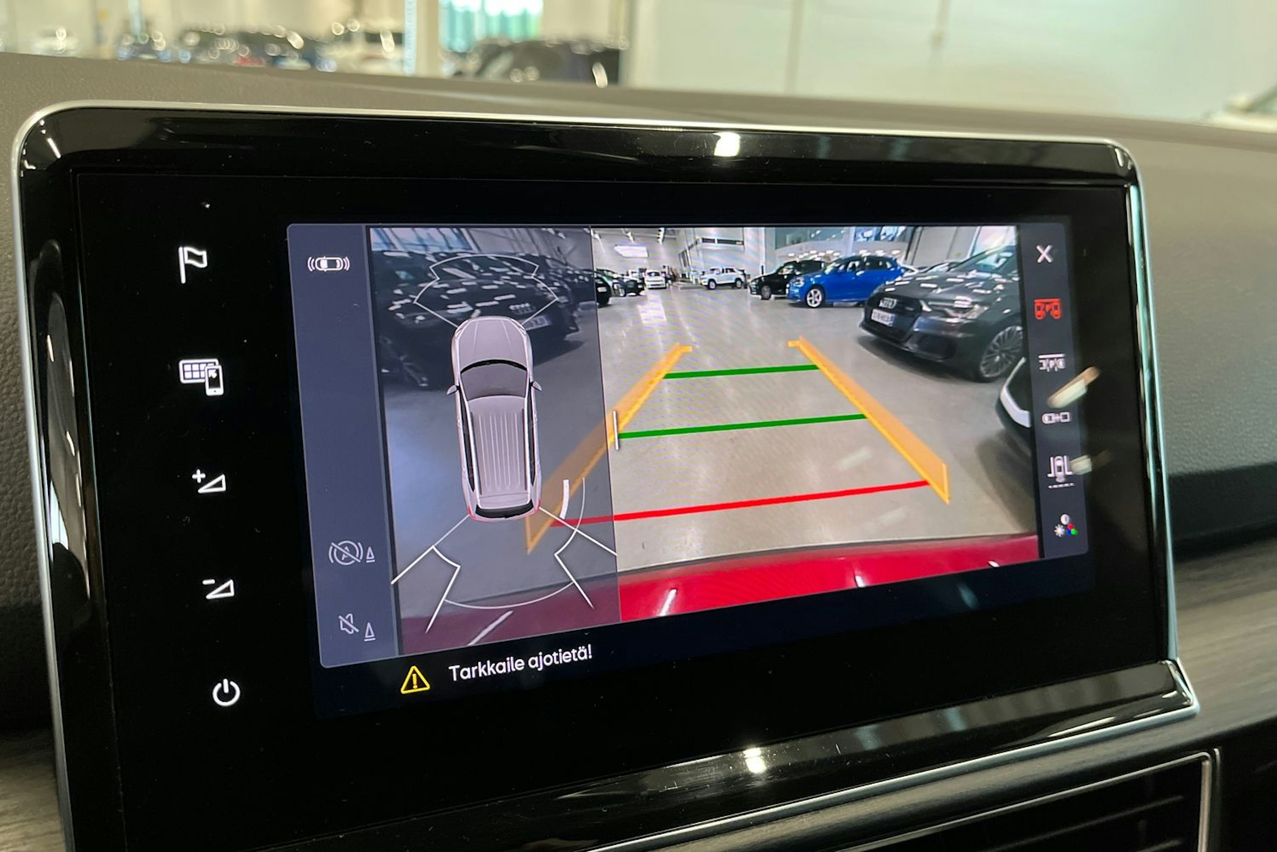 punainen SEAT Tarraco 2021 kuva 26.