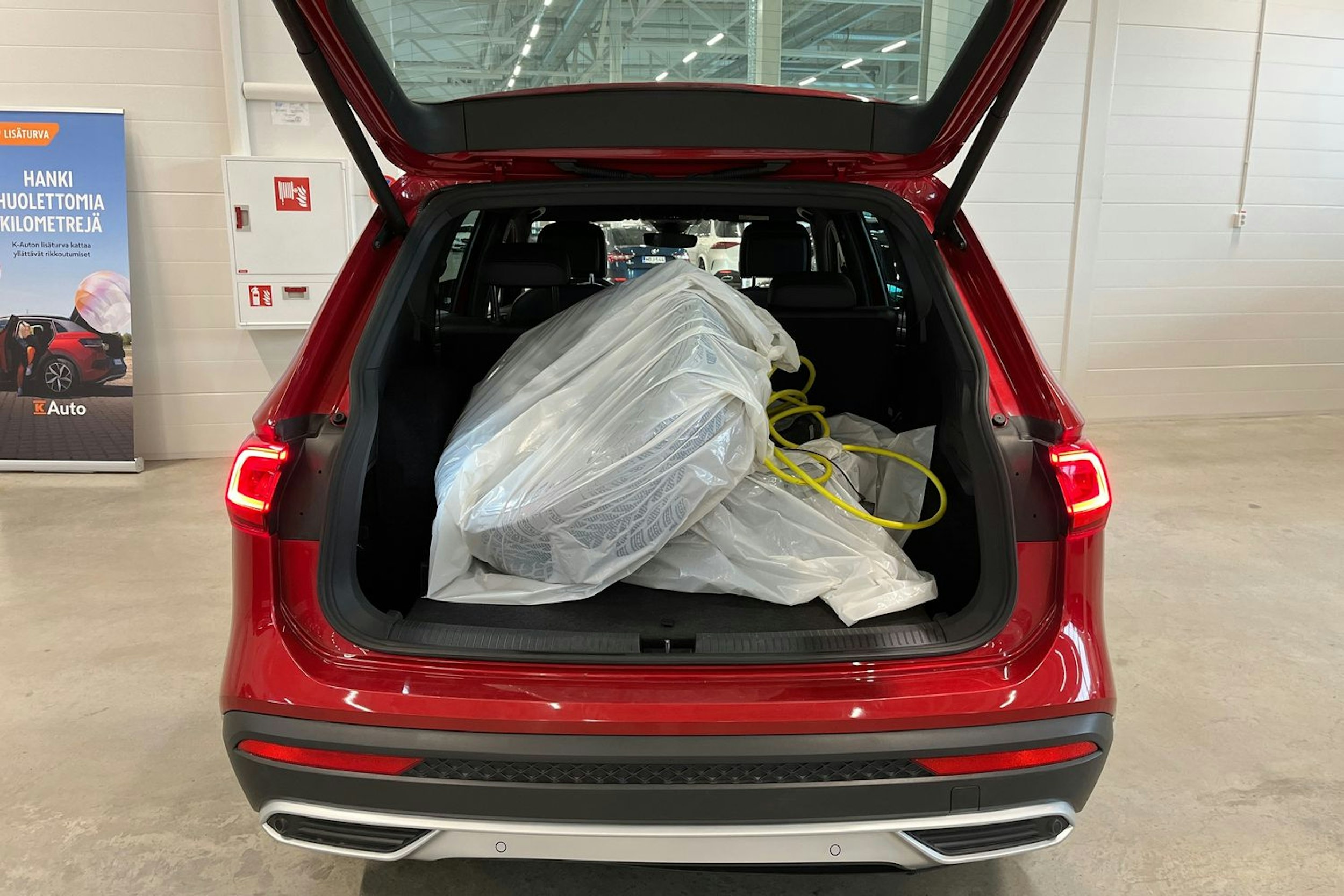 punainen SEAT Tarraco 2021 kuva 33.