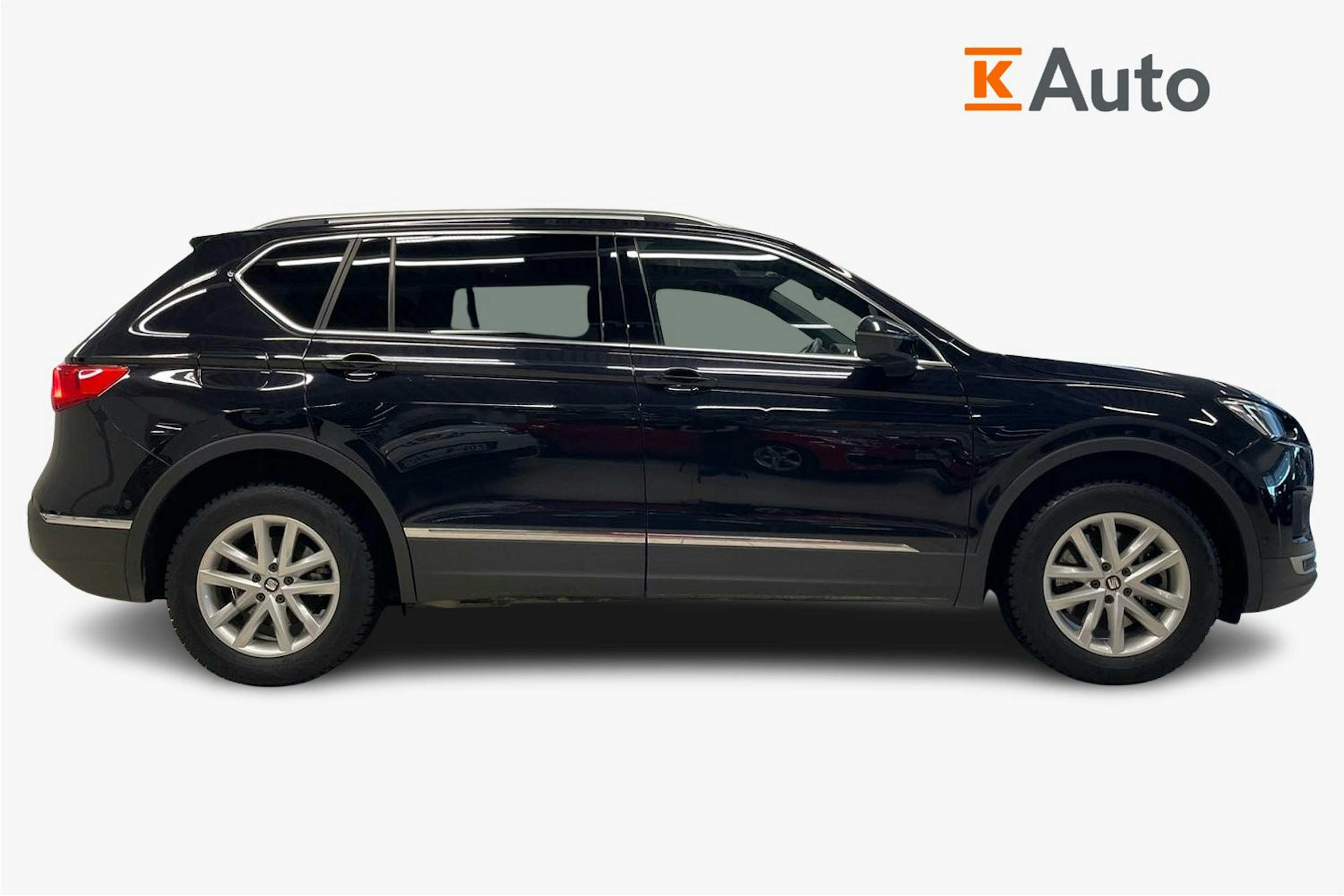 Musta SEAT Tarraco 2022 kuva 6.