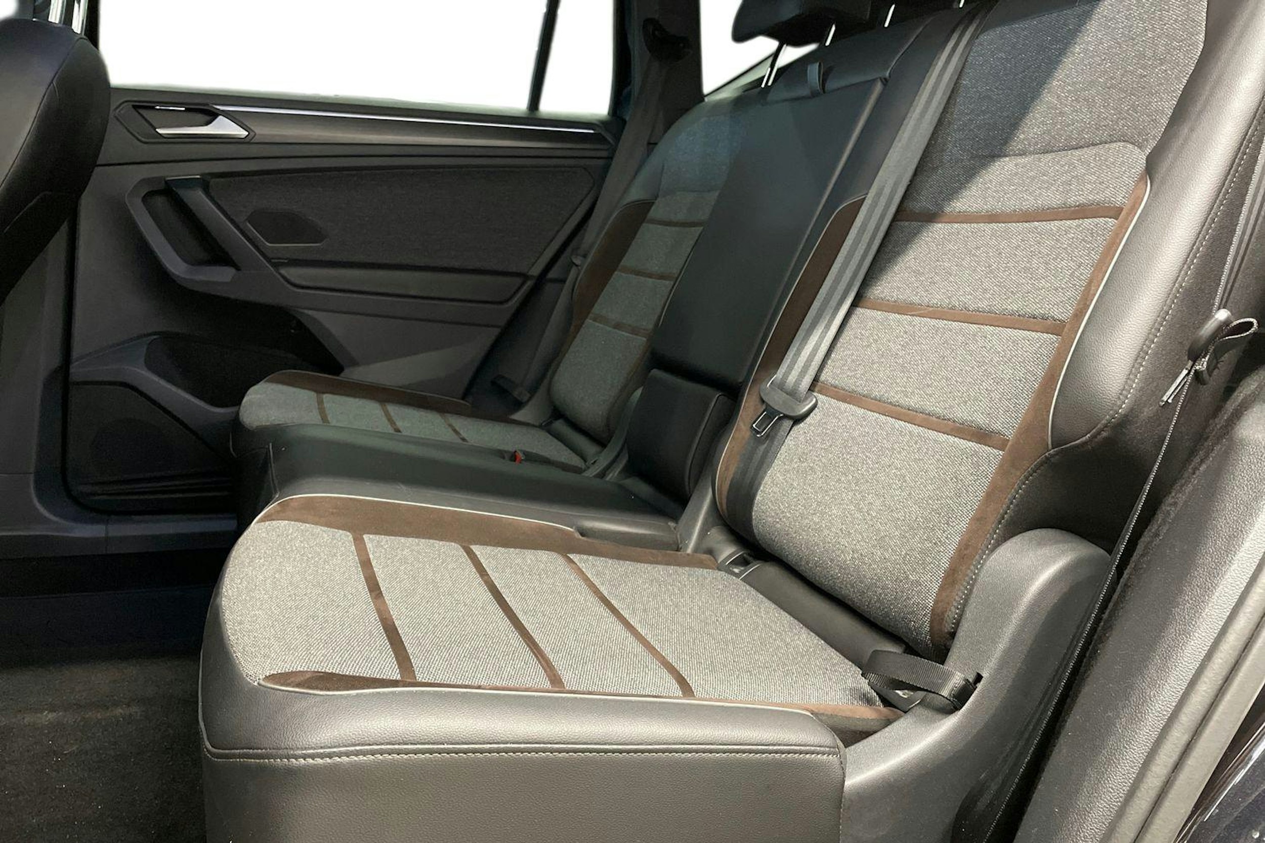 Musta SEAT Tarraco 2022 kuva 10.