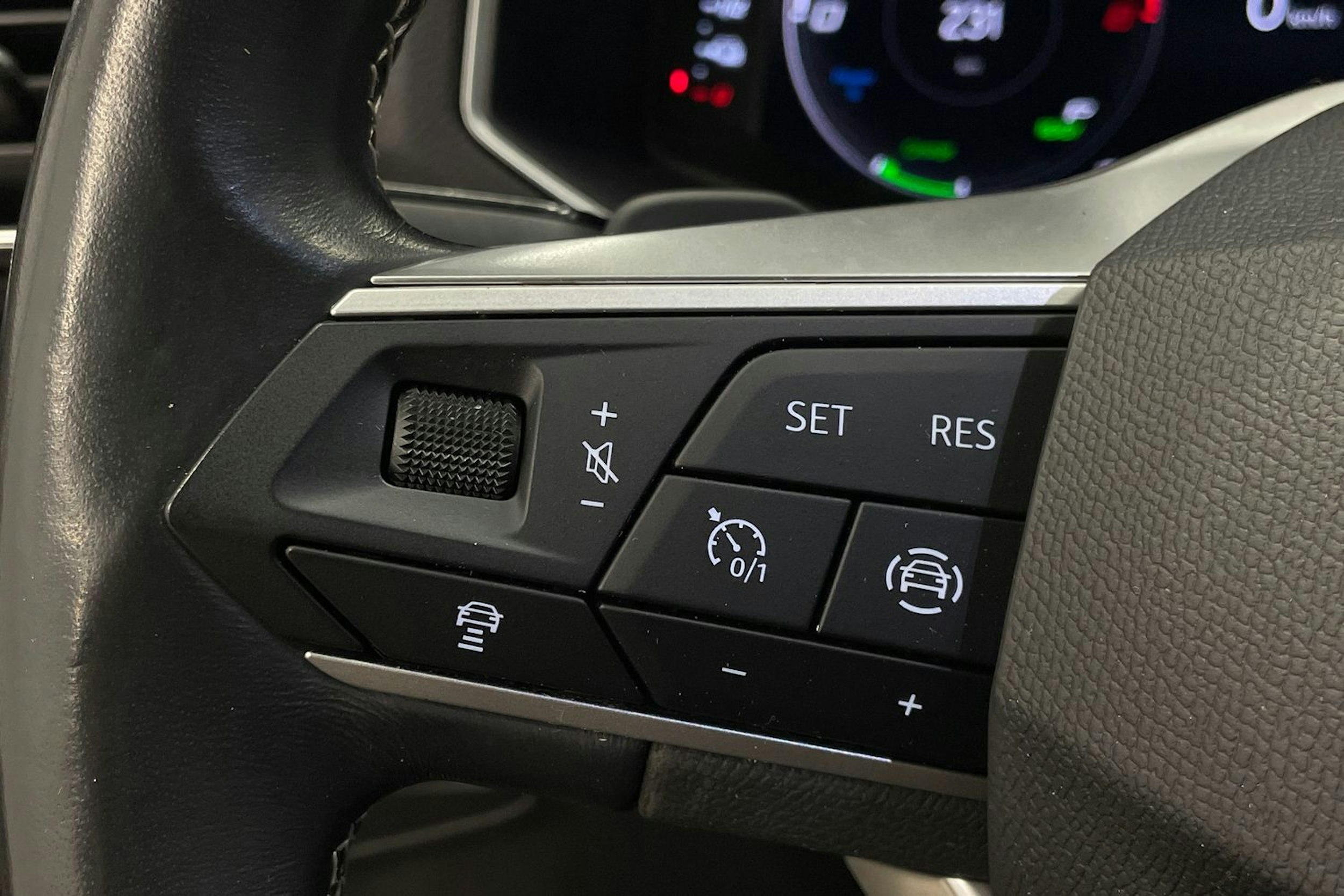 Musta SEAT Tarraco 2022 kuva 16.