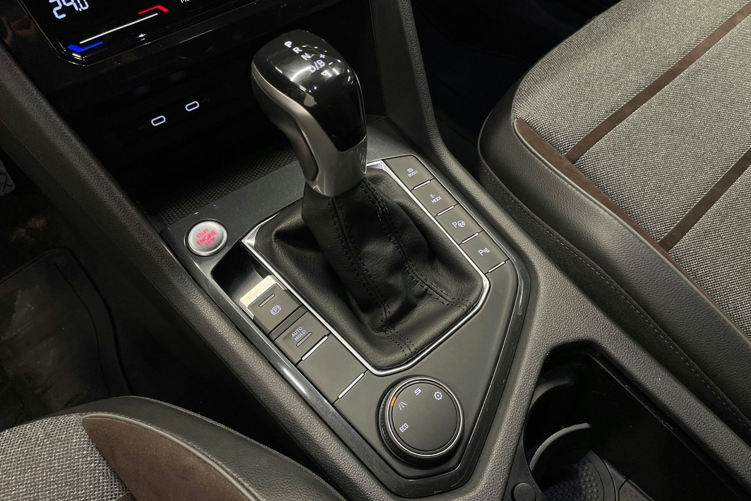 Musta SEAT Tarraco 2022 kuva 18.