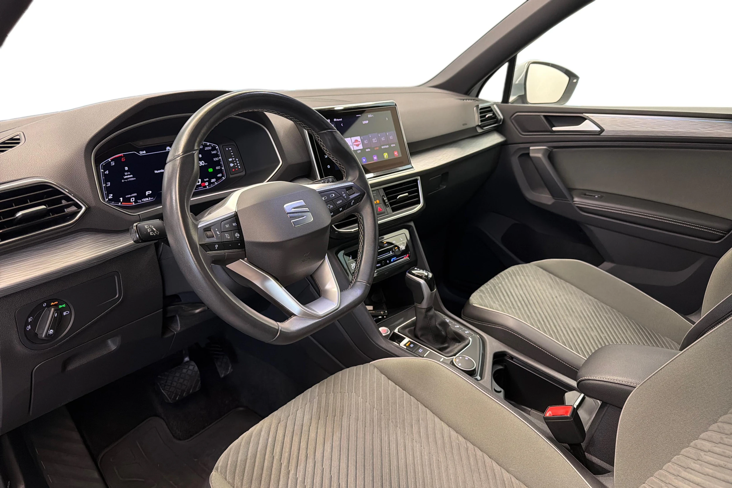 Harmaa SEAT Tarraco 2023 kuva 6.