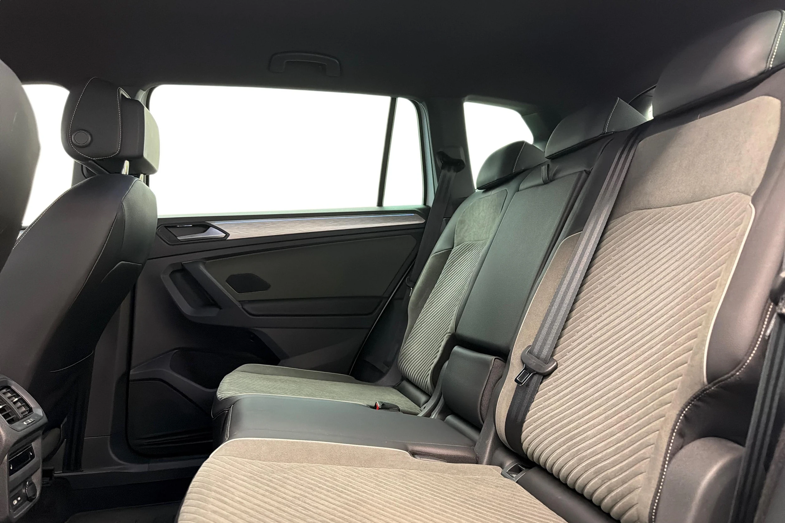 Harmaa SEAT Tarraco 2023 kuva 8.