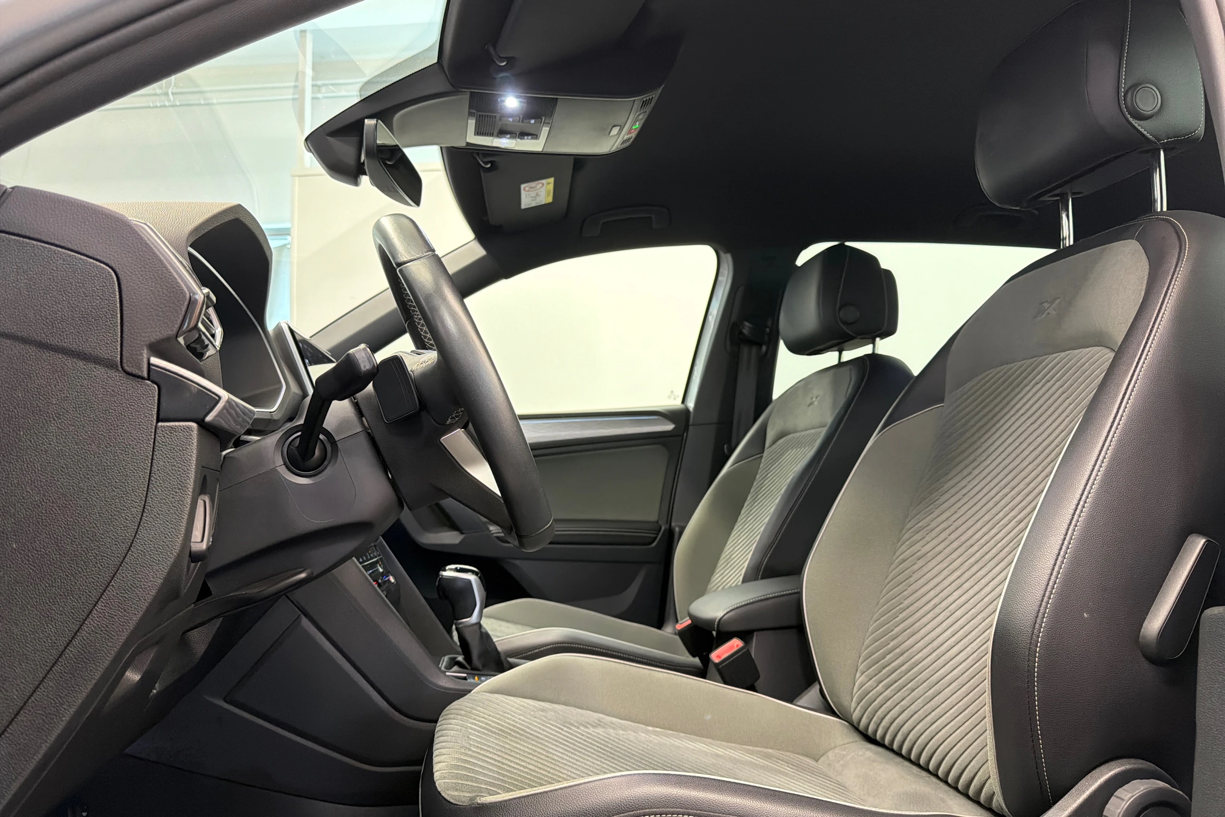 Harmaa SEAT Tarraco 2023 kuva 15.