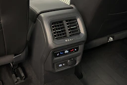 Harmaa SEAT Tarraco 2023 kuva 16.