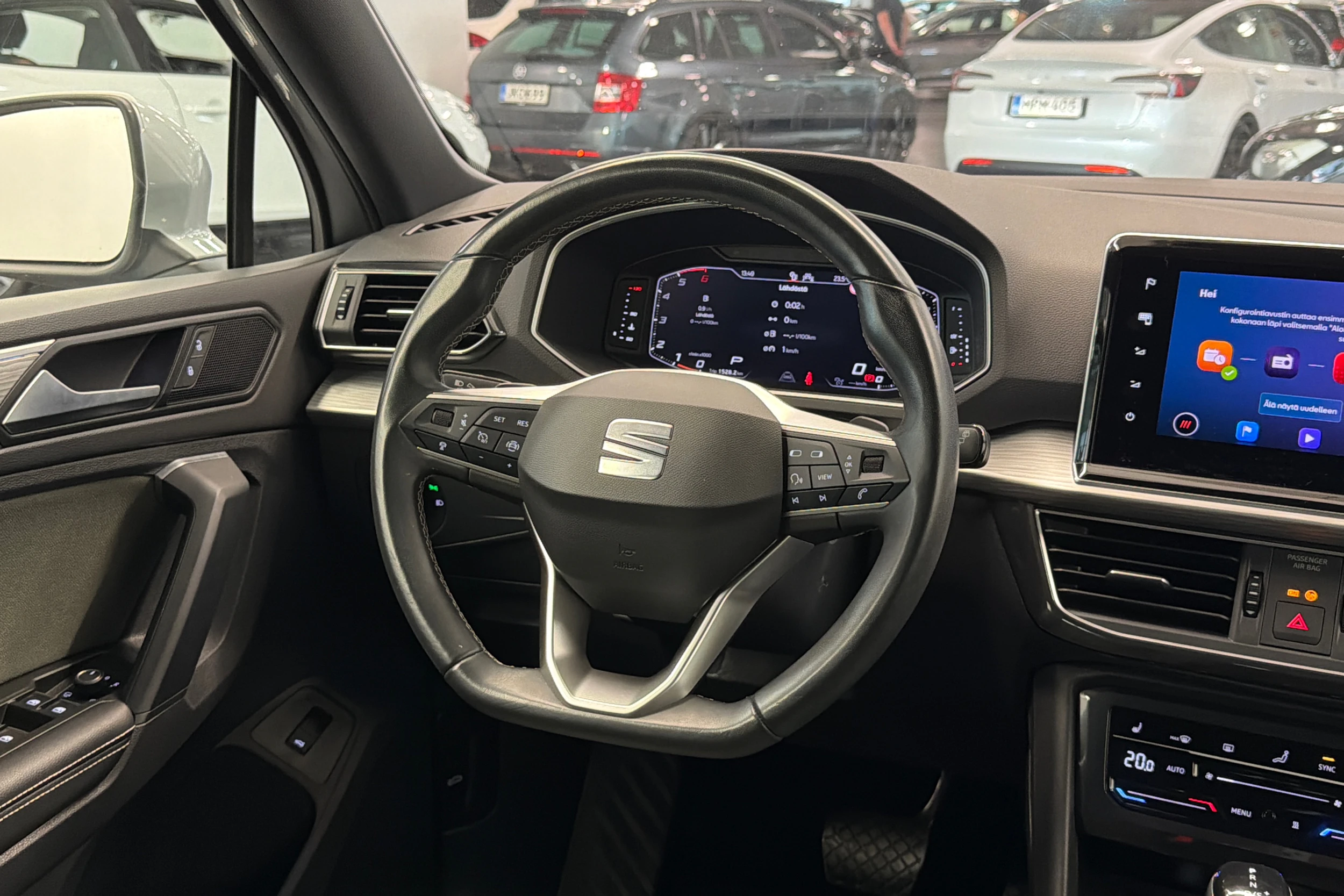 Harmaa SEAT Tarraco 2023 kuva 17.