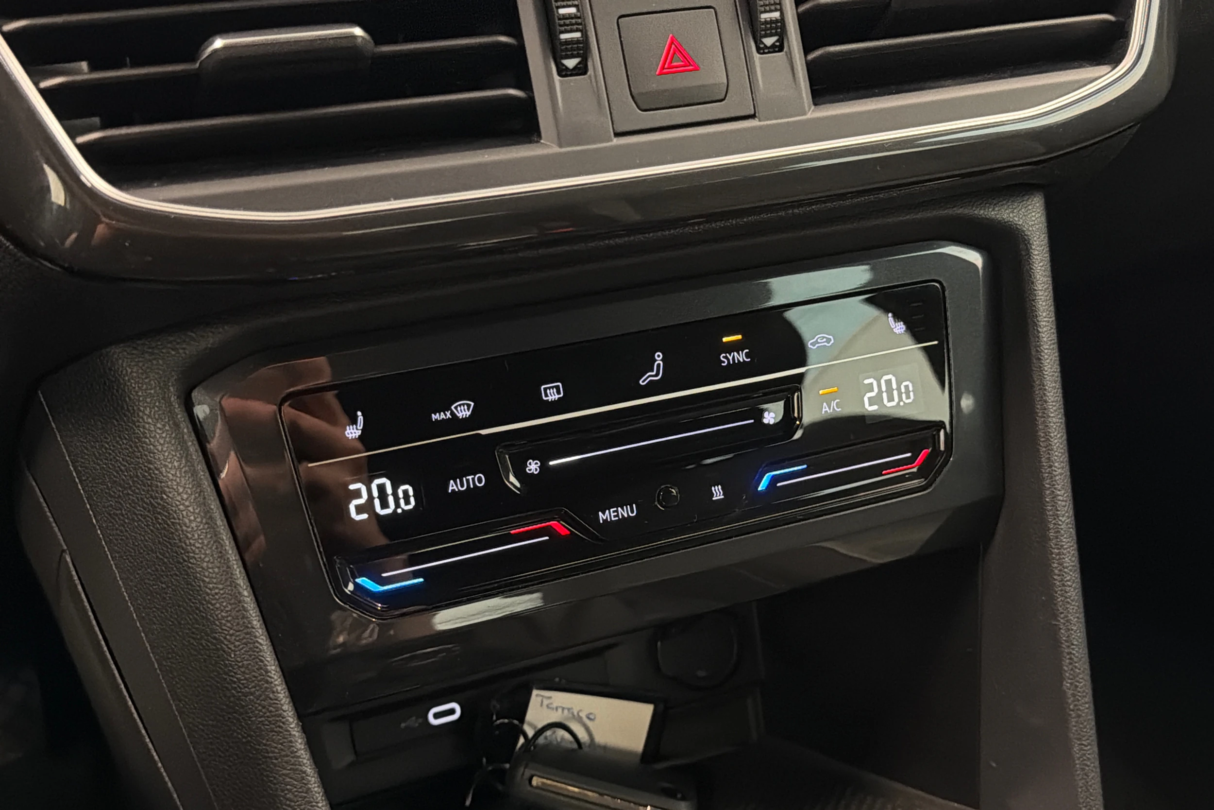 Harmaa SEAT Tarraco 2023 kuva 24.