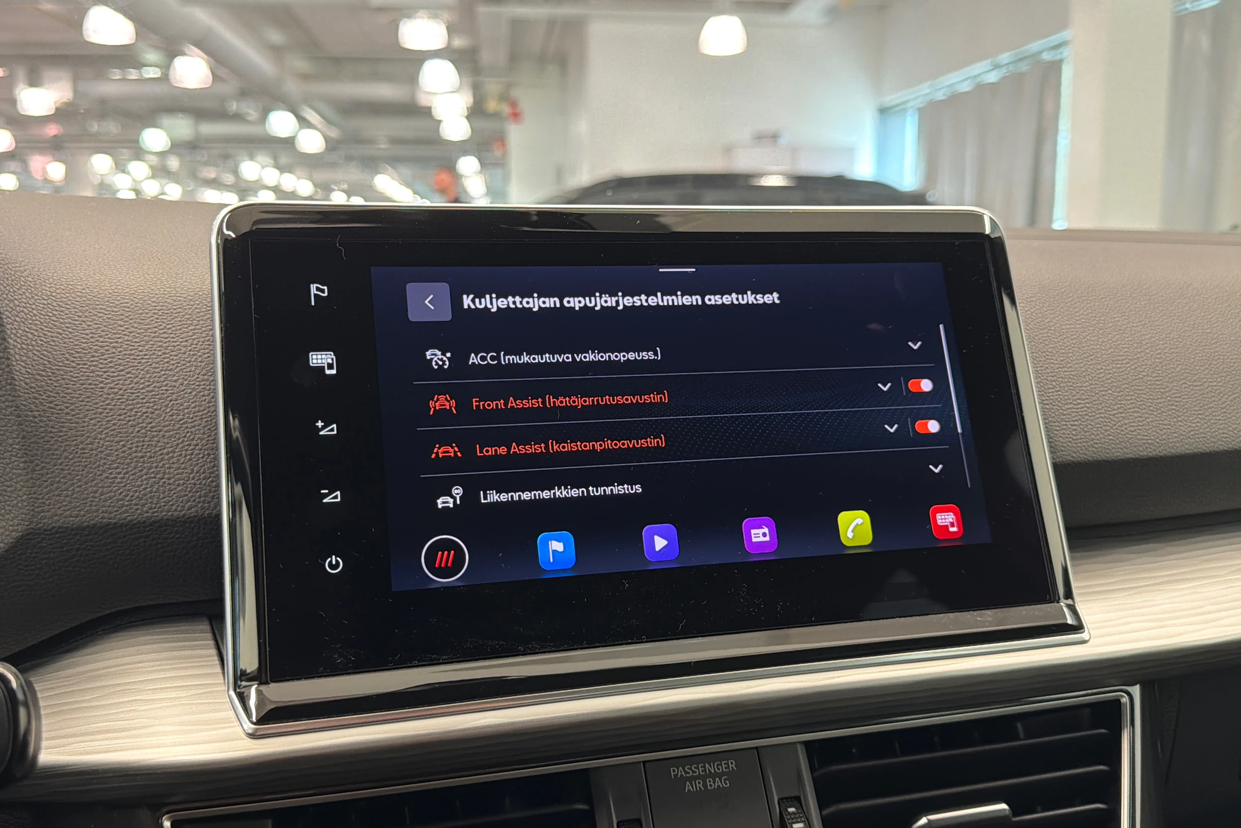 Harmaa SEAT Tarraco 2023 kuva 28.