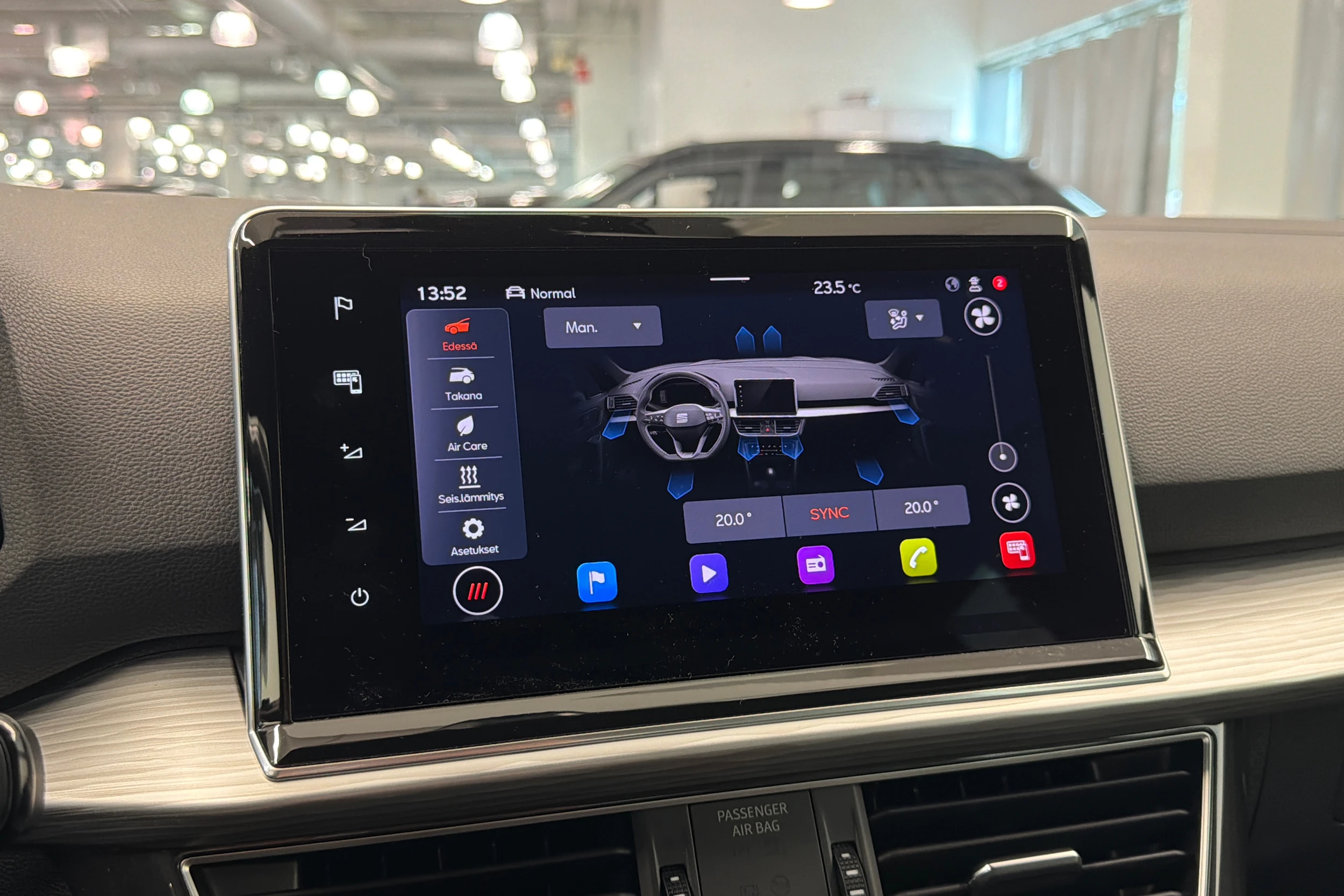Harmaa SEAT Tarraco 2023 kuva 30.