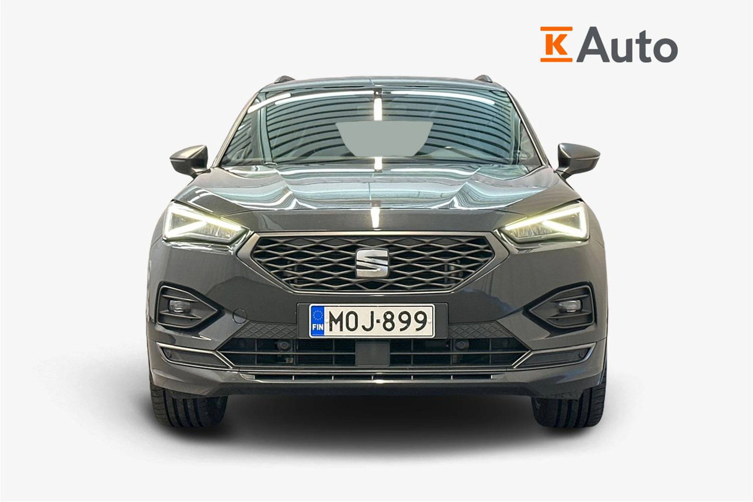 harmaa SEAT Tarraco 2022 kuva 4.