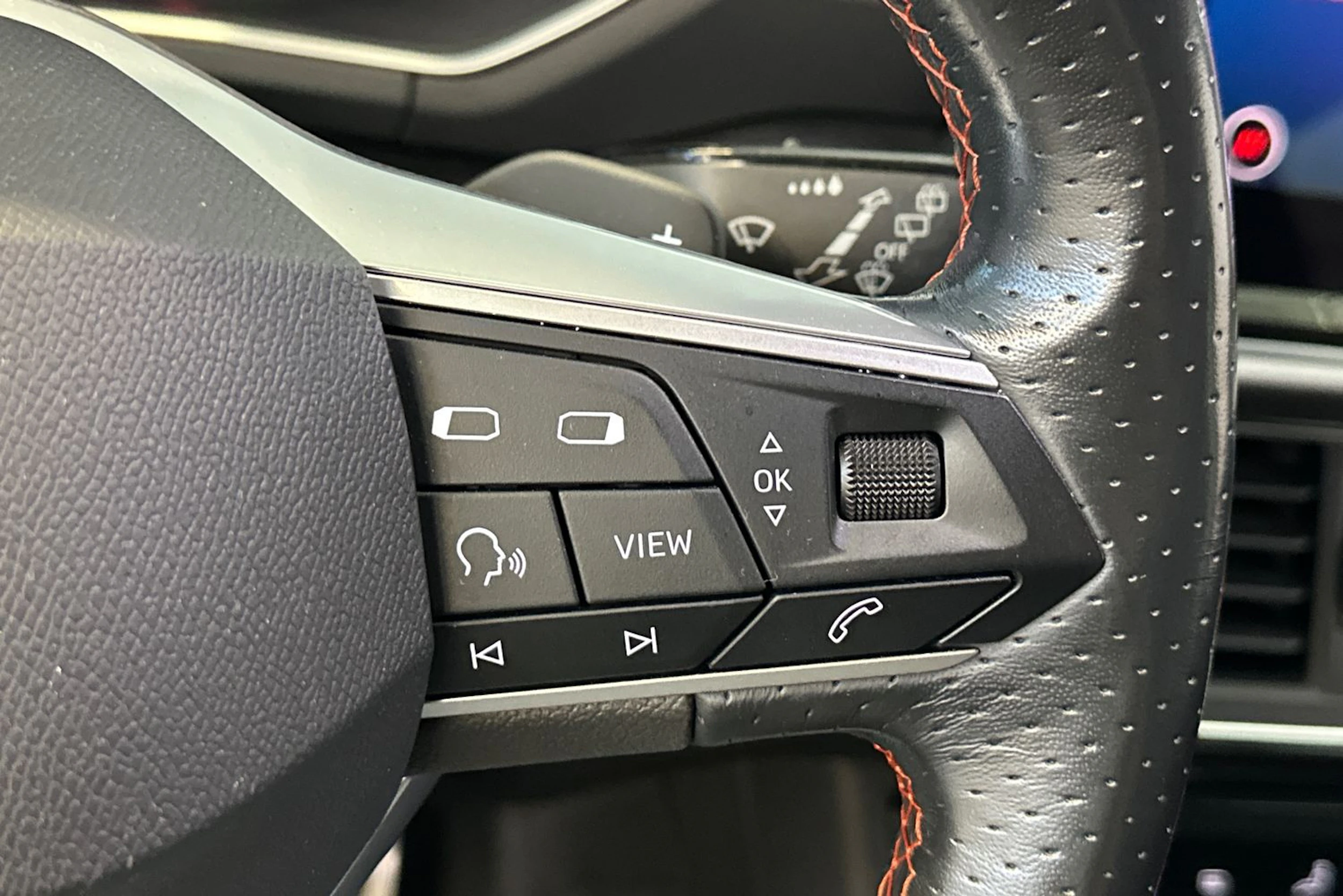 harmaa SEAT Tarraco 2022 kuva 21.