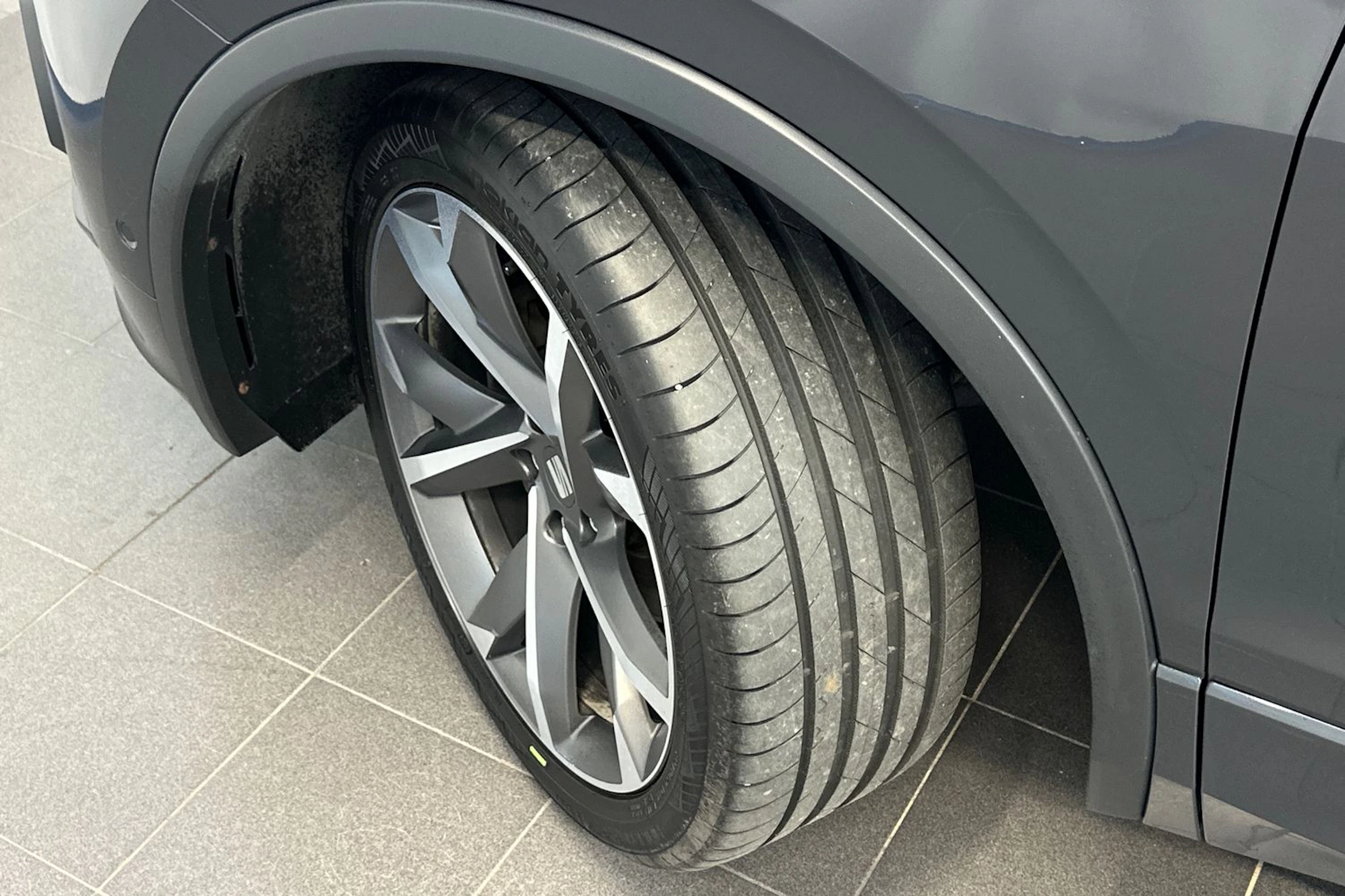harmaa SEAT Tarraco 2022 kuva 32.