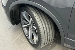 harmaa SEAT Tarraco 2022 kuva 32.