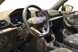 harmaa SEAT Tarraco 2023 kuva 8.