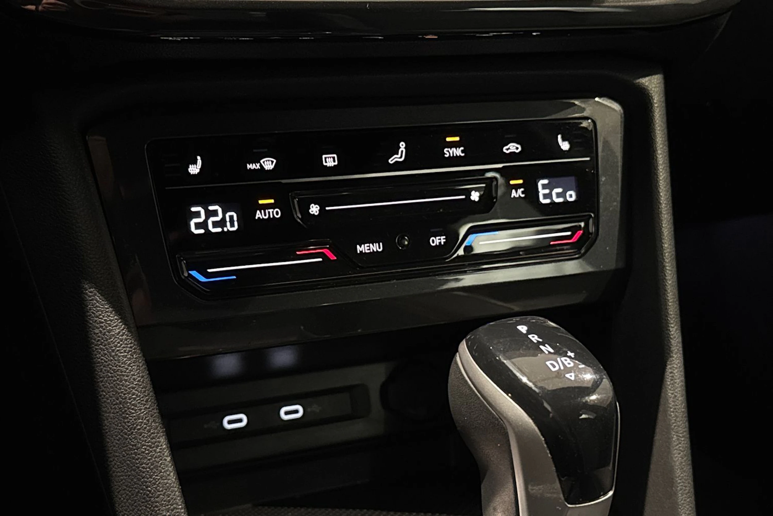 harmaa SEAT Tarraco 2023 kuva 30.