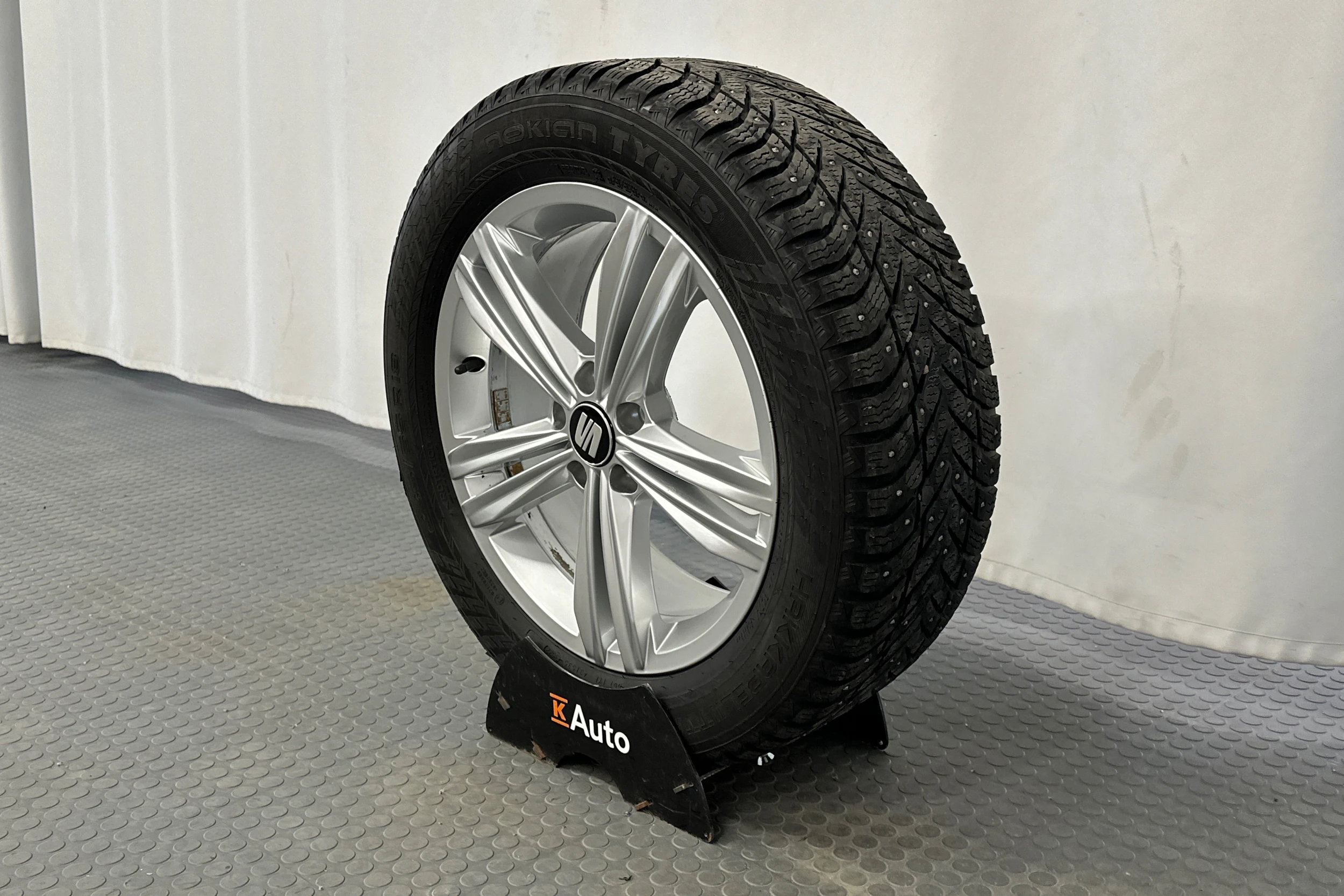 musta SEAT Tarraco 2023 kuva 13.