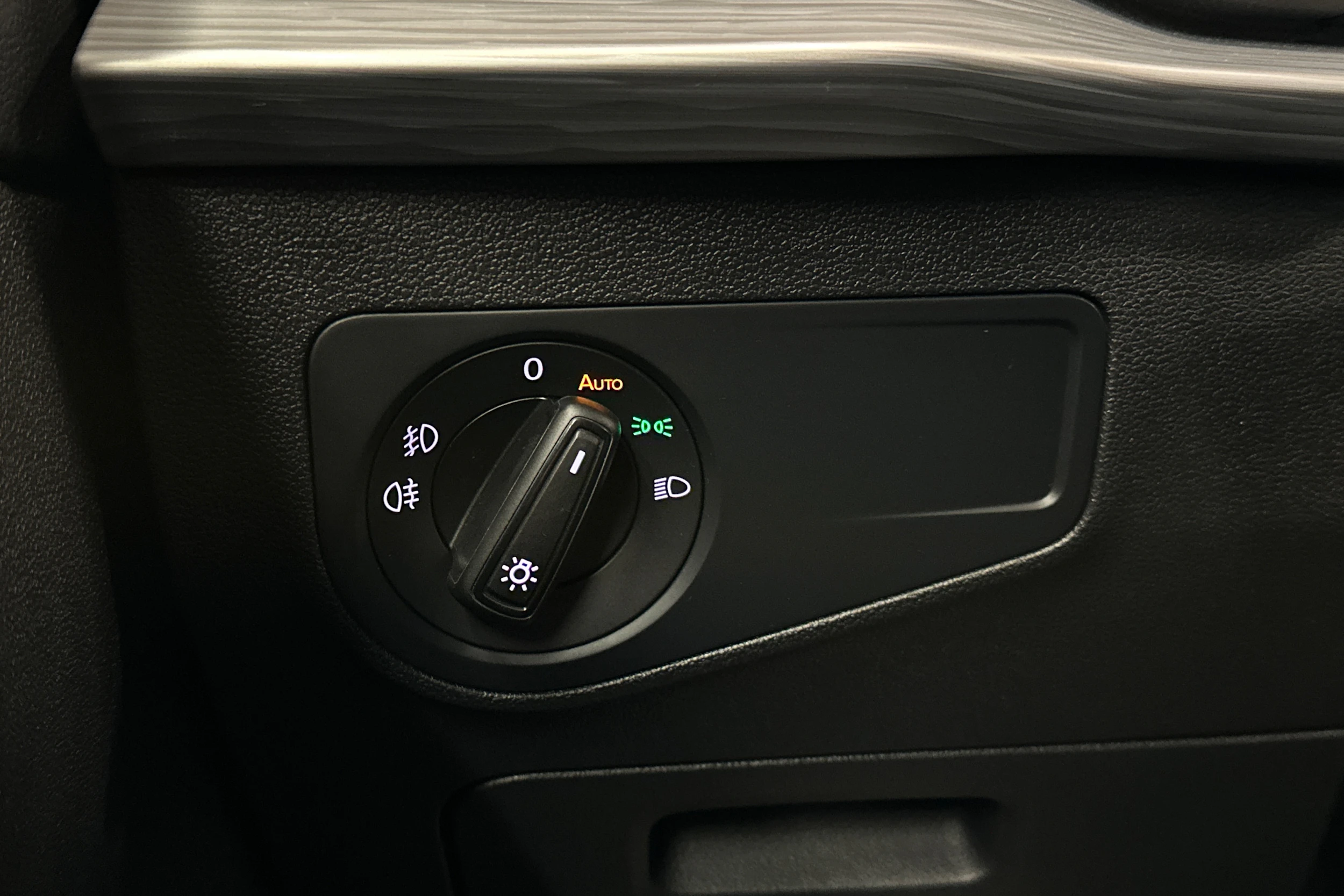 musta SEAT Tarraco 2023 kuva 22.